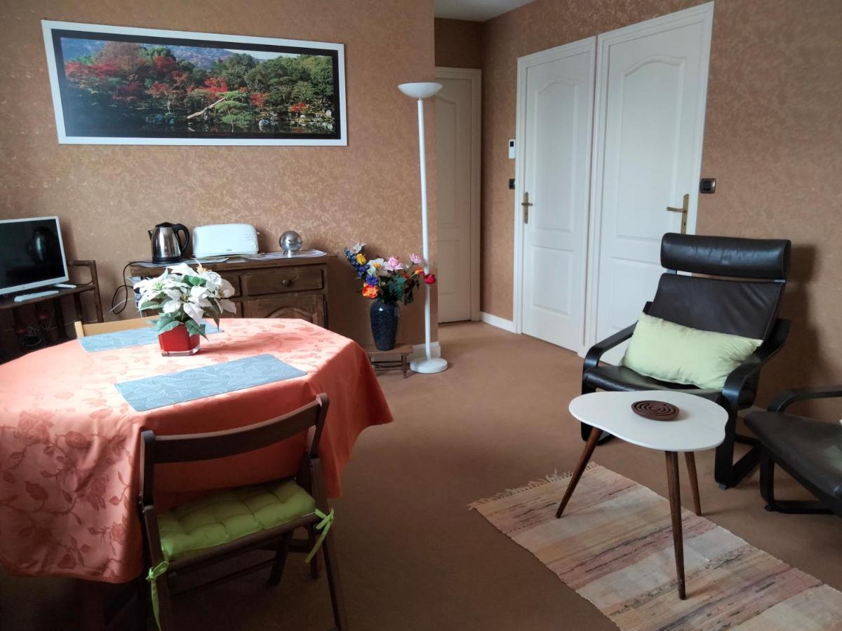 Chambre A Louer Chez L'Habitant Payre Eksteriør billede
